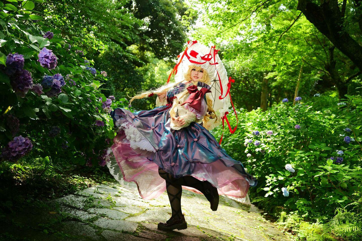 cliffet0513 - Yakumo Yukari