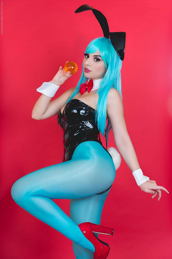 Valentina Kryp - Bulma Bunny Suit