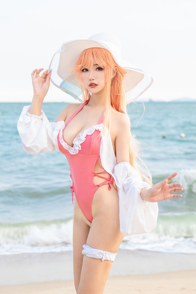 Momoko 葵葵 - Richelieu Swimsuit (Azur Lane)