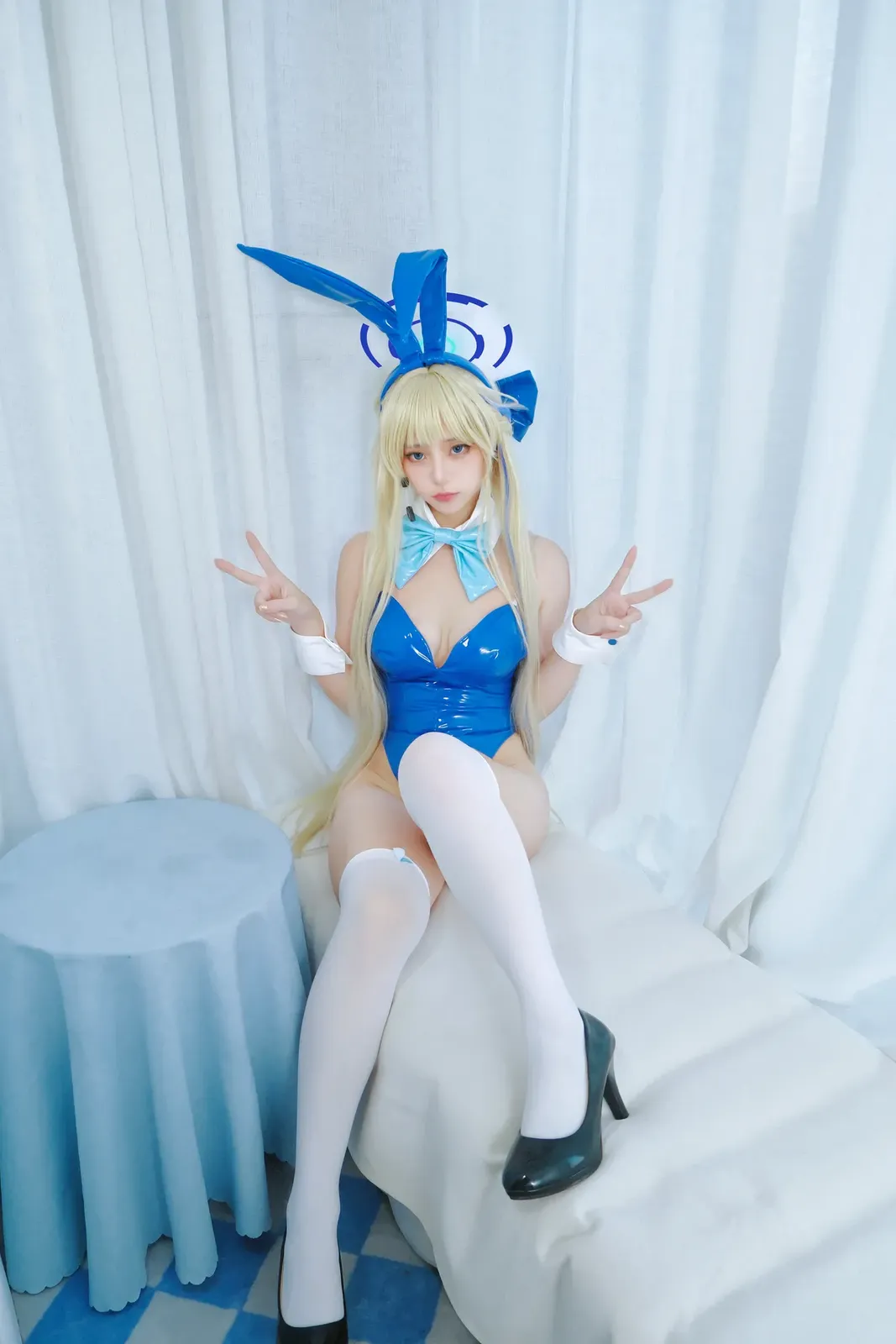 发财阿弦 时兔女郎