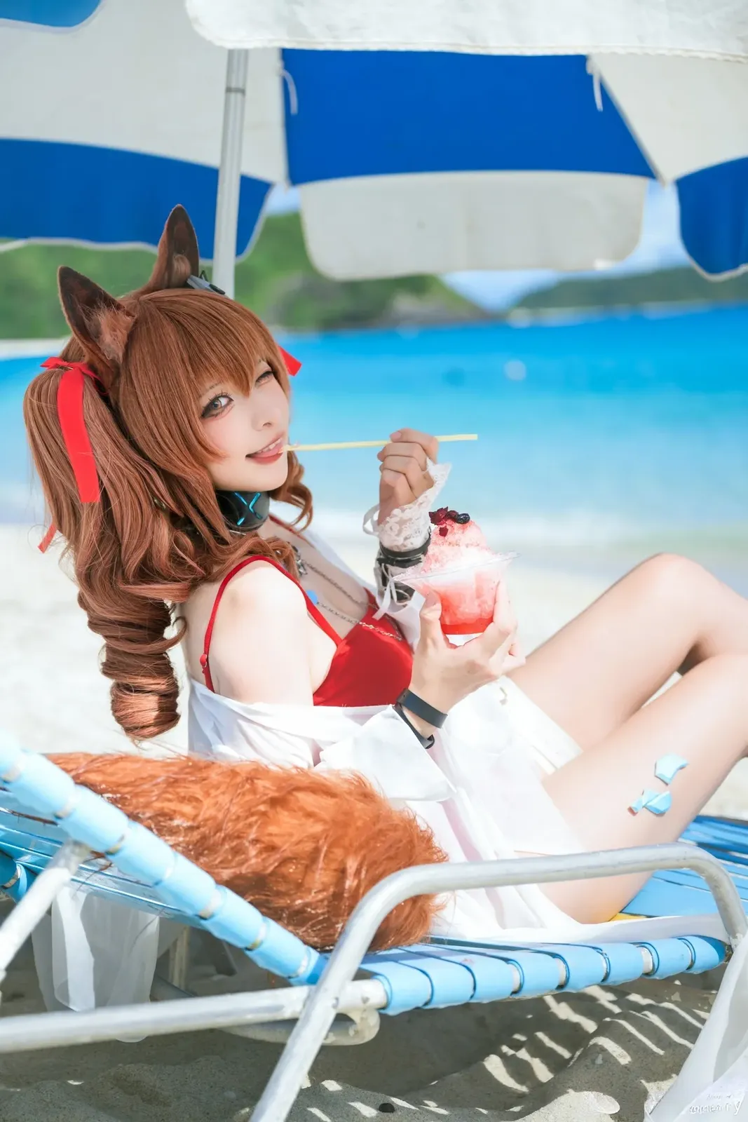 【贤儿sherry】明日方舟安洁莉娜—泳装cosアンジェリーナ18p