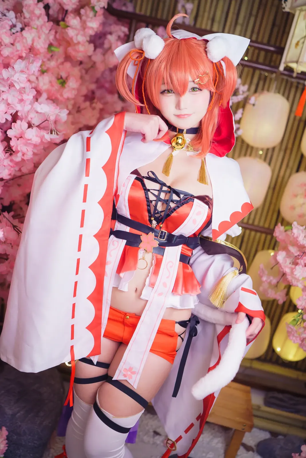 Takanashi Hanari - Miko